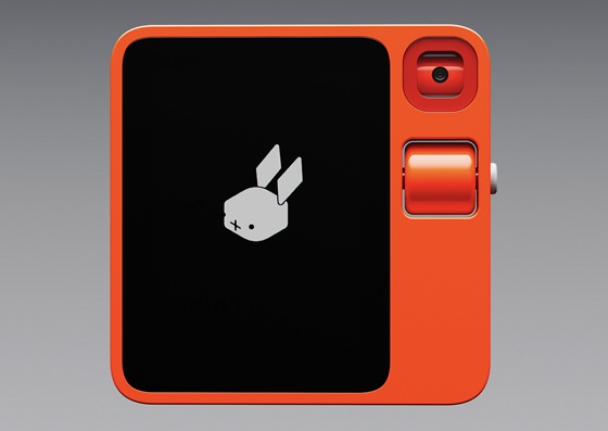 Rabbit R1 — A Bold Leap into AI-Driven User Experience at CES, by Alfredo  L'huissier, Jan, 2024